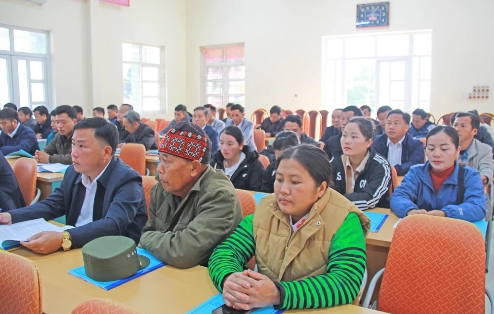 Các đại biểu đại diện cho đồng bào dân tộc Mông tỉnh Thanh Hóa tham dự hội nghị.