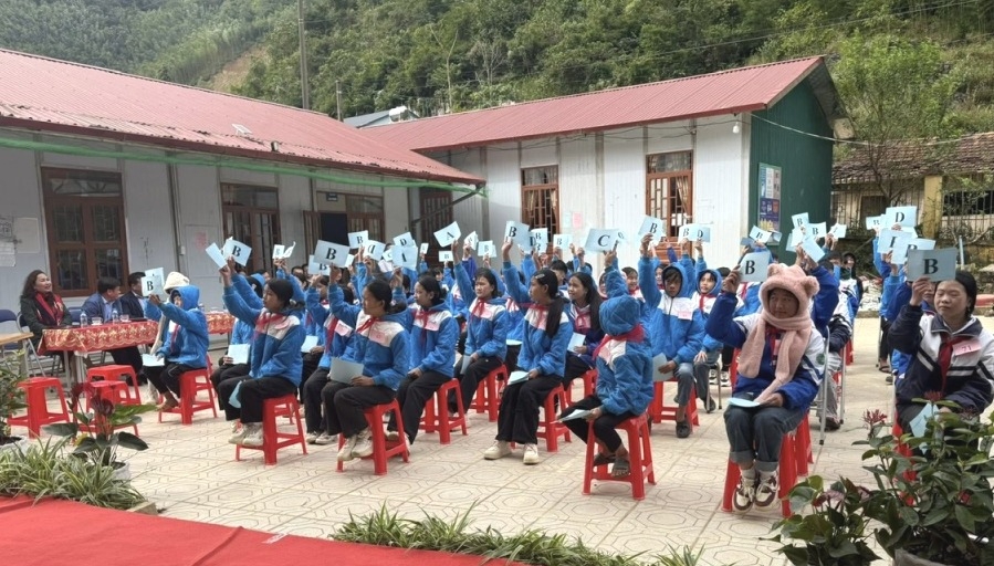 (chuyên đề CB) Cao Bằng: Hội thi “Rung chuông vàng” góp phần giảm thiểu tảo hôn, hôn nhân cận huyết thống ở vùng trũng