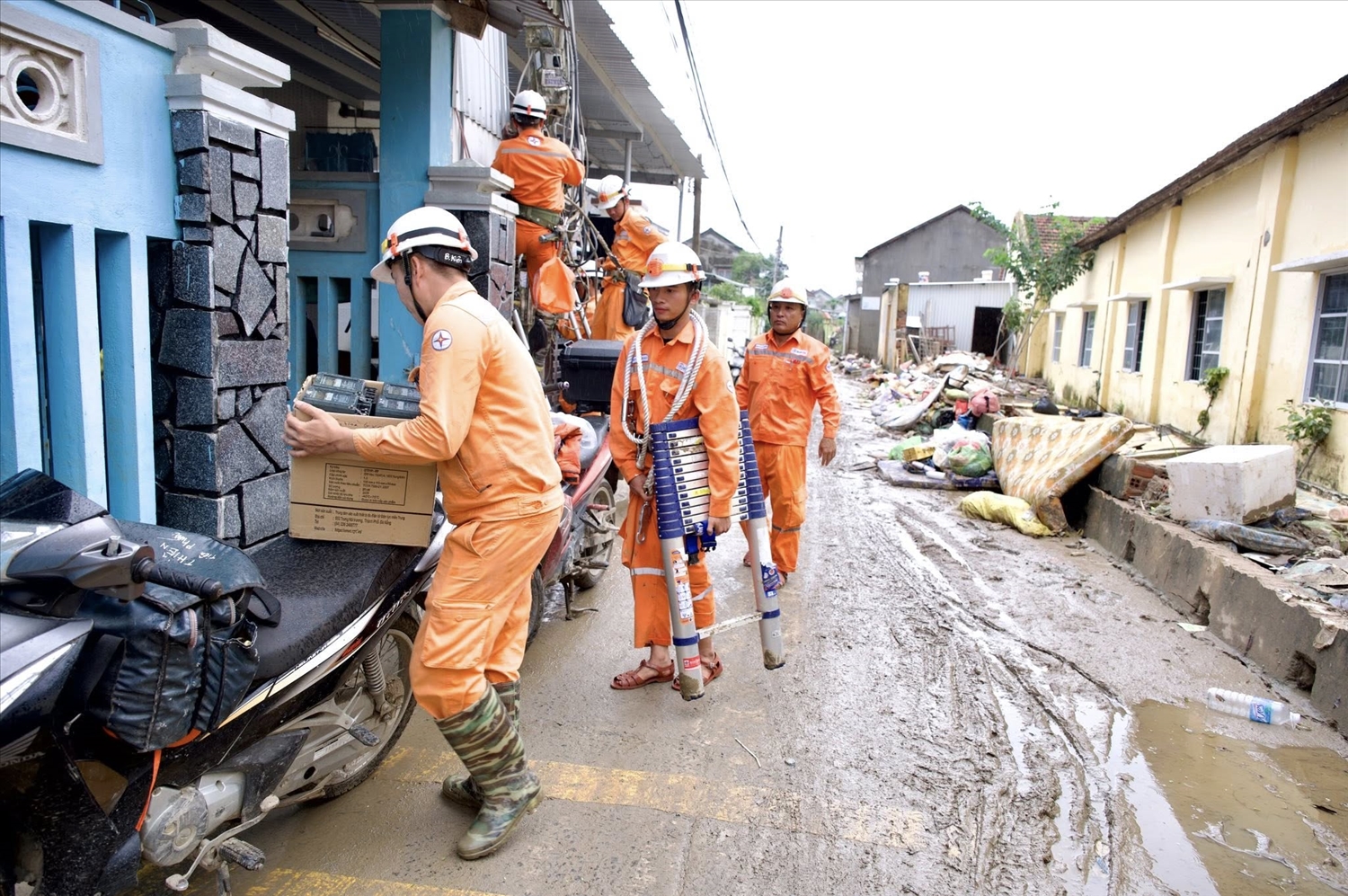 (Ban Chuyên đề-Tin bài đã ký HĐ) Tập đoàn Điện lực Việt Nam: Triển khai thực hiện chương trình Tháng tri ân khách hàng năm 2025 1