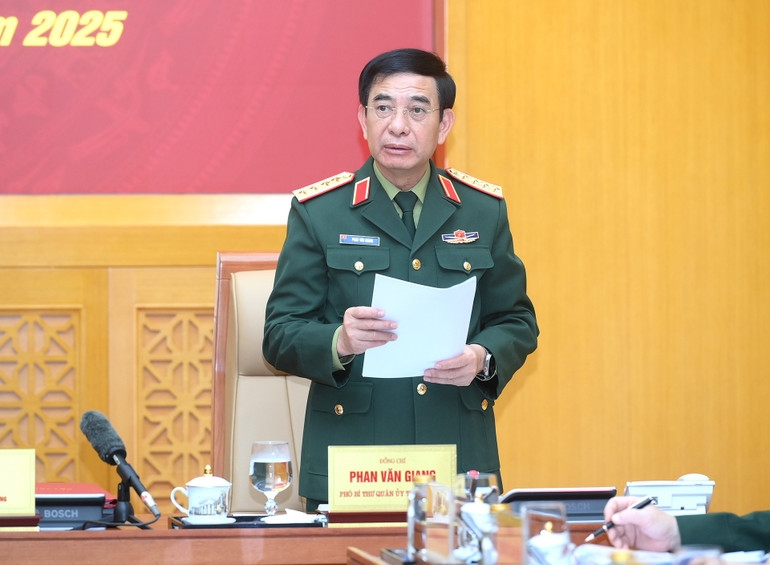 Đại tướng Phan Văn Giang phát biểu tại hội nghị. (Ảnh: ĐĂNG KHOA)