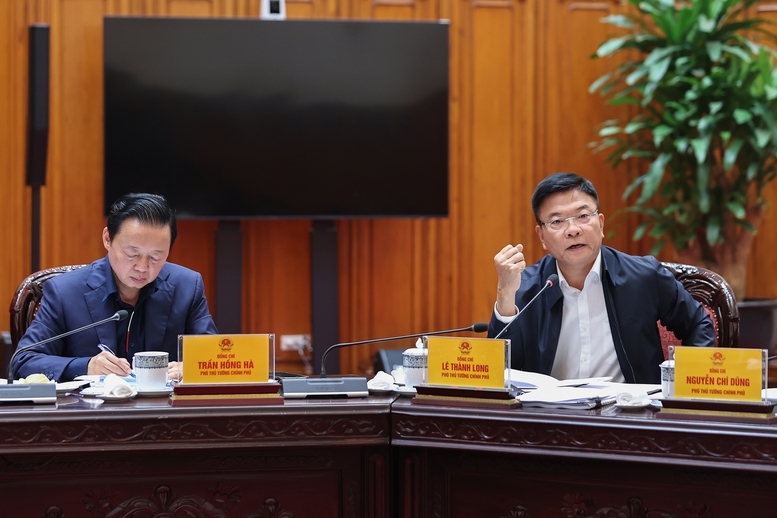 Phó Thủ tướng Lê Thành Long phát biểu - Ảnh: VGP/Nhật Bắc