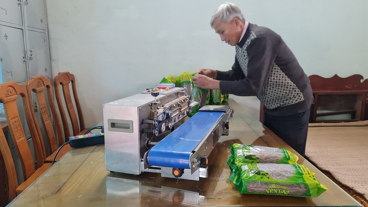 HTX Yên Lạc mỗi năm cung ứng 12–13 tấn miến dong OCOP, doanh thu hơn 1 tỷ đồng. (Ảnh: Quỳnh Trâm)