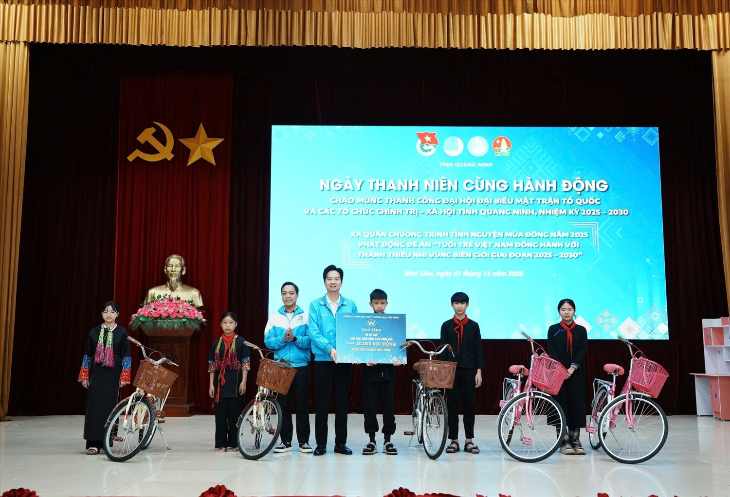 Chương trình tình nguyện mùa Đông năm 2025 phát động đề án Tuổi trẻ Việt Nam đồng hành với thanh thiếu nhi vùng biên giới giai đoạn 2025 - 2030