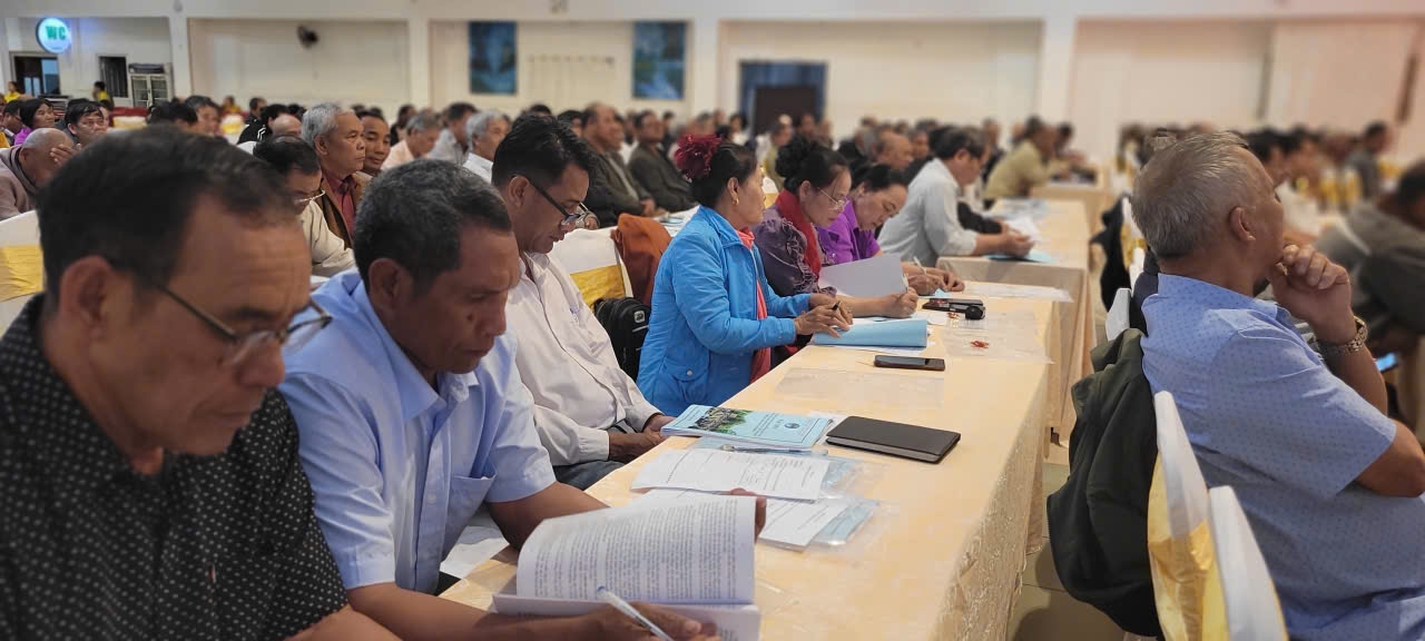 Những năm qua, Lâm Đồng chú trọng công tác tập huấn, bồi dưỡng kiến thức pháp luật, kỹ năng tuyên truyền, vận động và khả năng nắm bắt, xử lý tình huống ở cơ sở cho Người có uy tín.