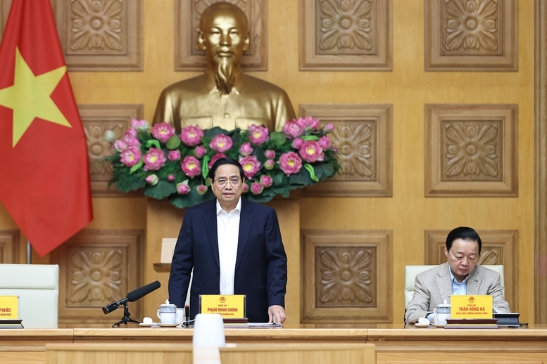 Thủ tướng Chính phủ nhấn mạnh ""Chiến dịch Quang Trung" là chiến dịch không có tiếng súng, song phải chiến thắng và chiến thắng giòn giã để mang lại niềm vui, hạnh phúc cho người dân... - Ảnh: VGP/Nhật Bắc