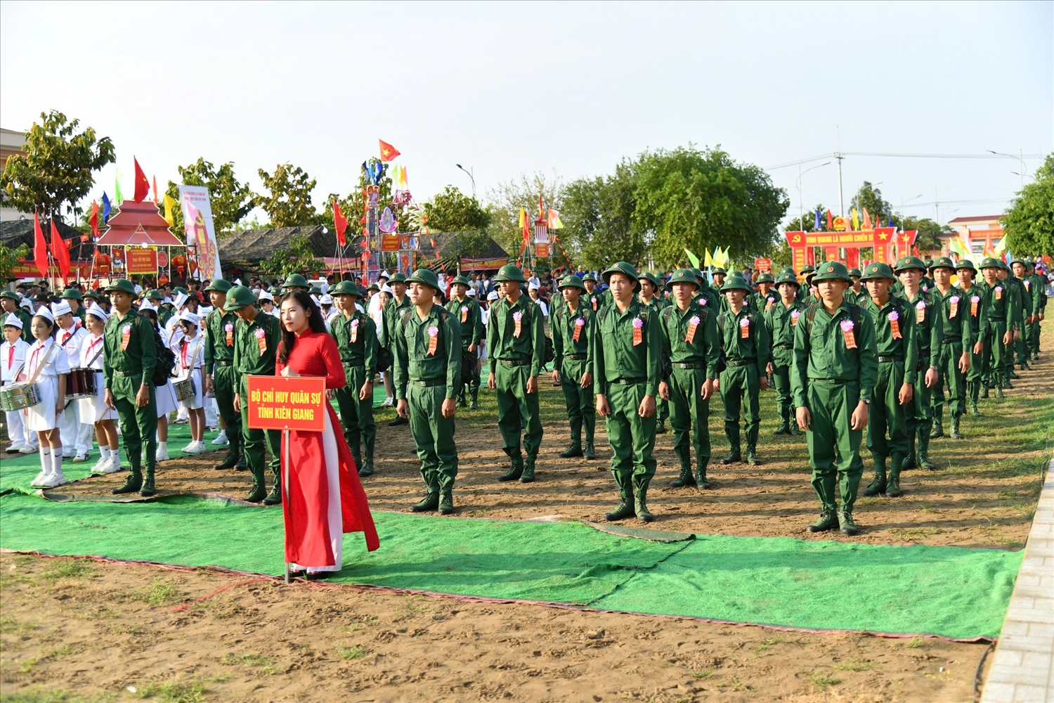 Công tác tuyển chọn, gọi công dân nhập ngũ được tỉnh Kiên Giang tiến hành tốt