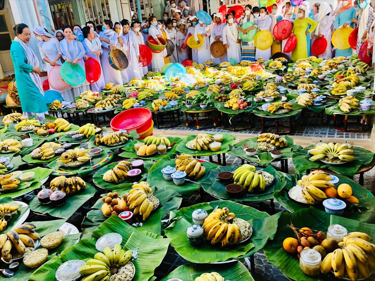 Đồng bào Chăm làm lễ chay niệm tại thánh đường