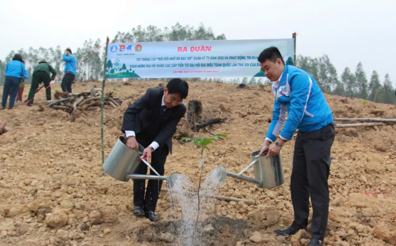 Chương trình “Tết trồng cây đời đời nhớ ơn Bác Hồ” là hoạt động thường niên, thể hiện tinh thần xung kích, trách nhiệm của tuổi trẻ Lạng Sơn