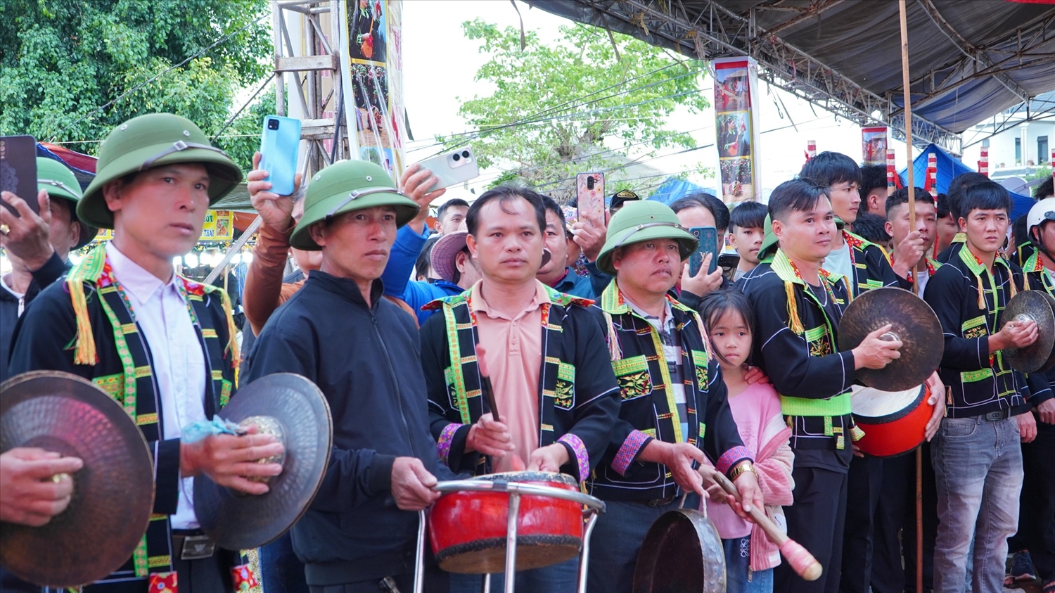 Em kg tin: Lễ hội Hảng Pồ - Điểm hẹn văn hóa Việt Bắc trên cao nguyên Đắk Lắk 9