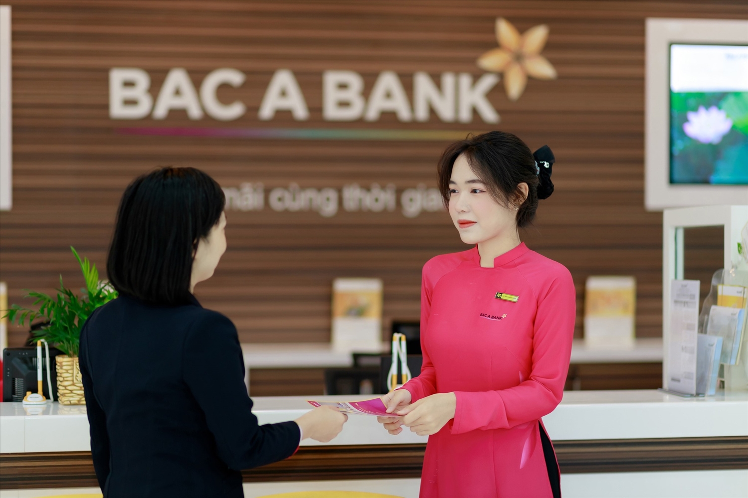 (TIN CHUYÊN ĐỀ CỦA PTBT HẠ) Khách hàng cá nhân hưởng lãi vay ưu đãi từ BAC A BANK dịp đầu năm 2025 1