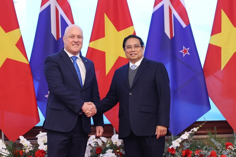 Thủ tướng Phạm Minh Chính và Thủ tướng New Zealand Christopher Luxon - Ảnh: VGP/Nhật Bắc