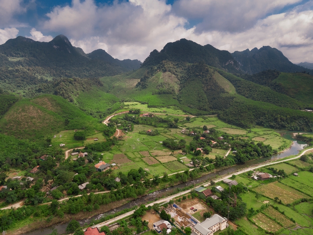 Người Uy tín Đinh Văn Chờ, người đi đâu xây dựng NTM ở Hóa Sơn 3