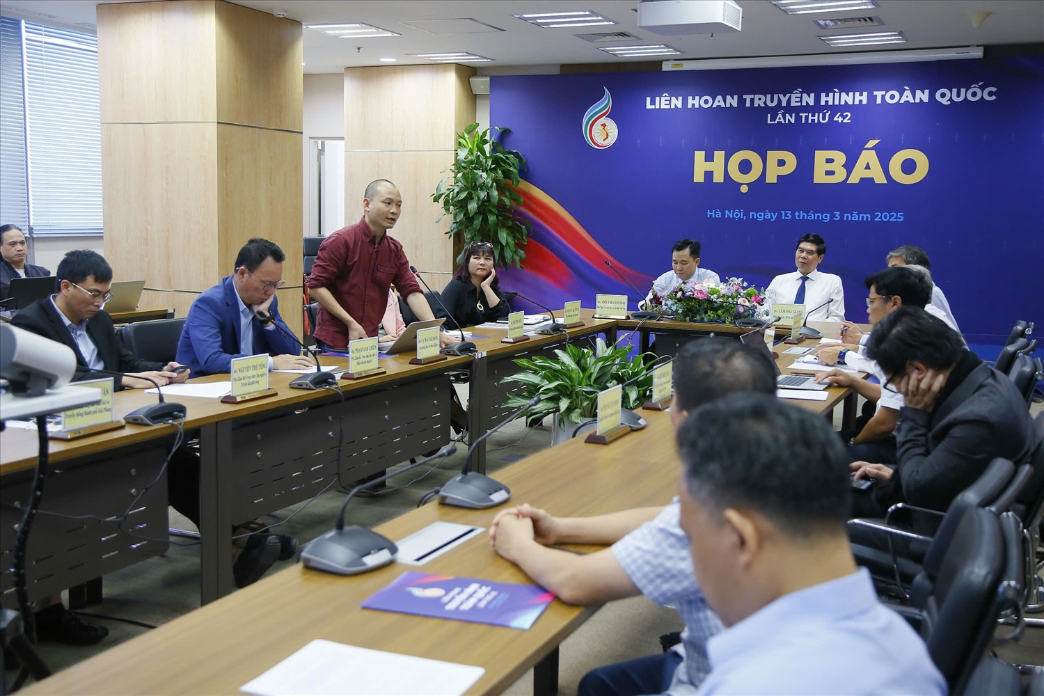 Quang cảnh buổi họp báo