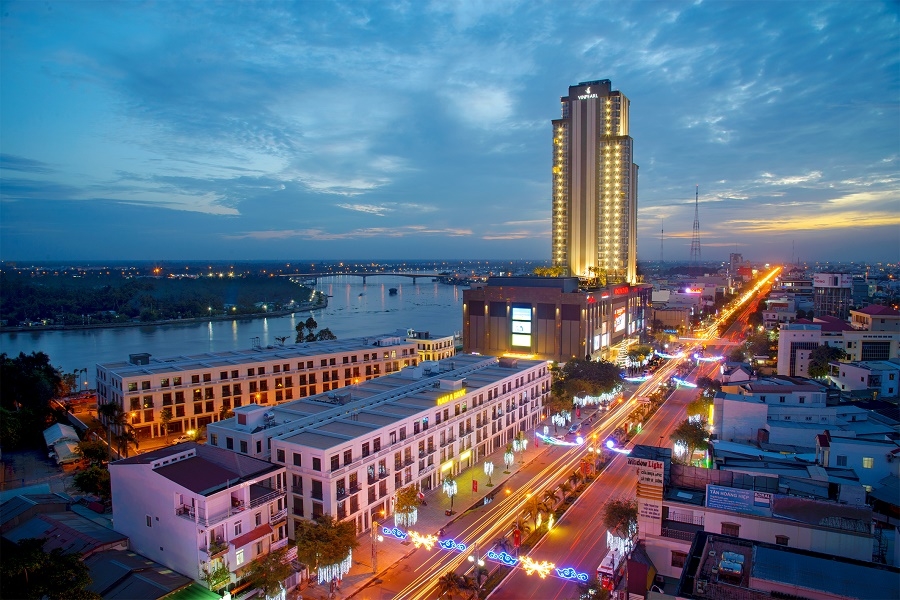 Những thành phố vệ tinh bao quanh TP.HCM. Trong đó, phải kể đến TP. Cần Thơ được xem là trung tâm kinh tế - xã hội vùng Đồng bằng Sông Cửu Long …