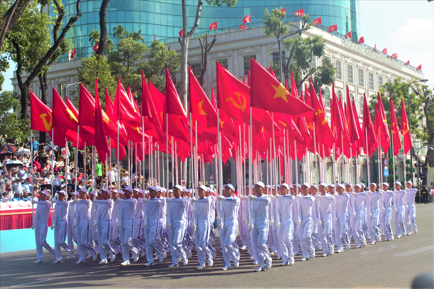 Khối cờ Đảng, cờ Tổ quốc tại Lễ tổng duyệt