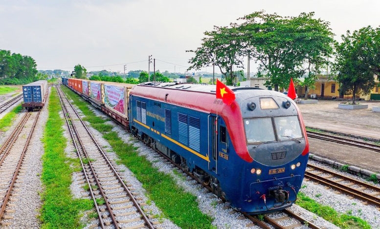Đường sắt là một trong những lĩnh vực vận tải cần ưu tiên đầu tư