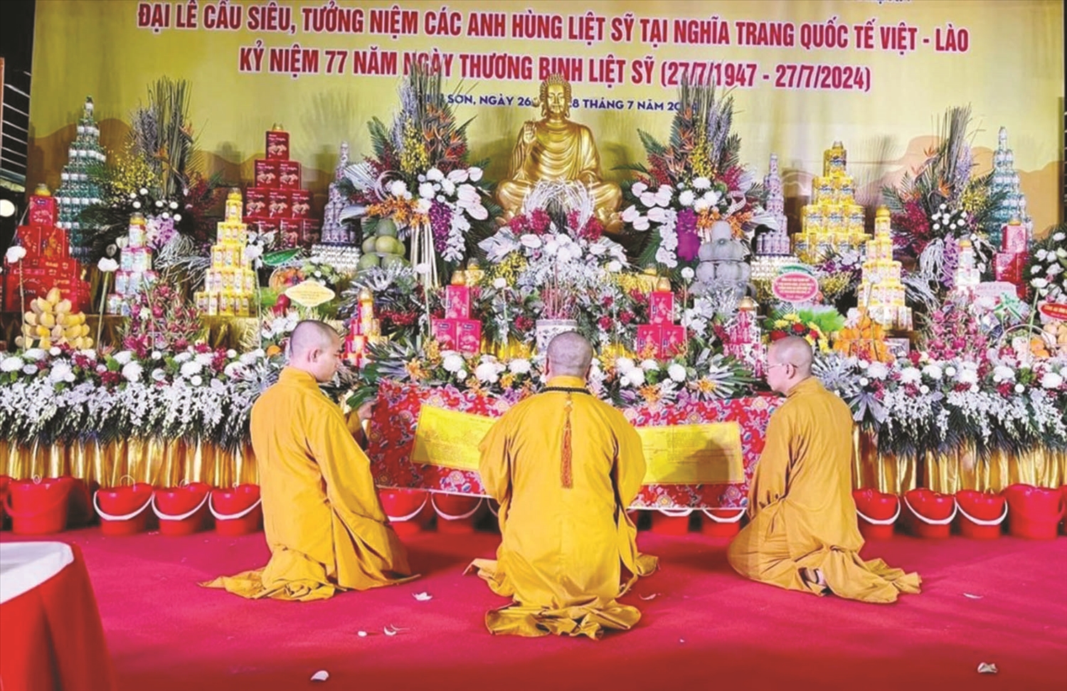 Đại lễ cầu siêu, tưởng niệm các Anh hùng, liệt sĩ tại Nghĩa trang liệt sĩ quốc gia Việt - Lào