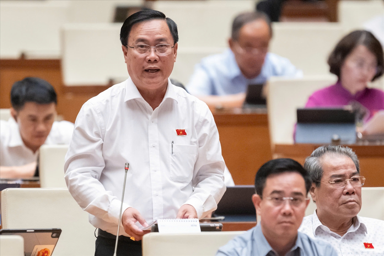 Đại biểu Nguyễn Quốc Hận (Đoàn ĐBQH tỉnh Cà Mau)