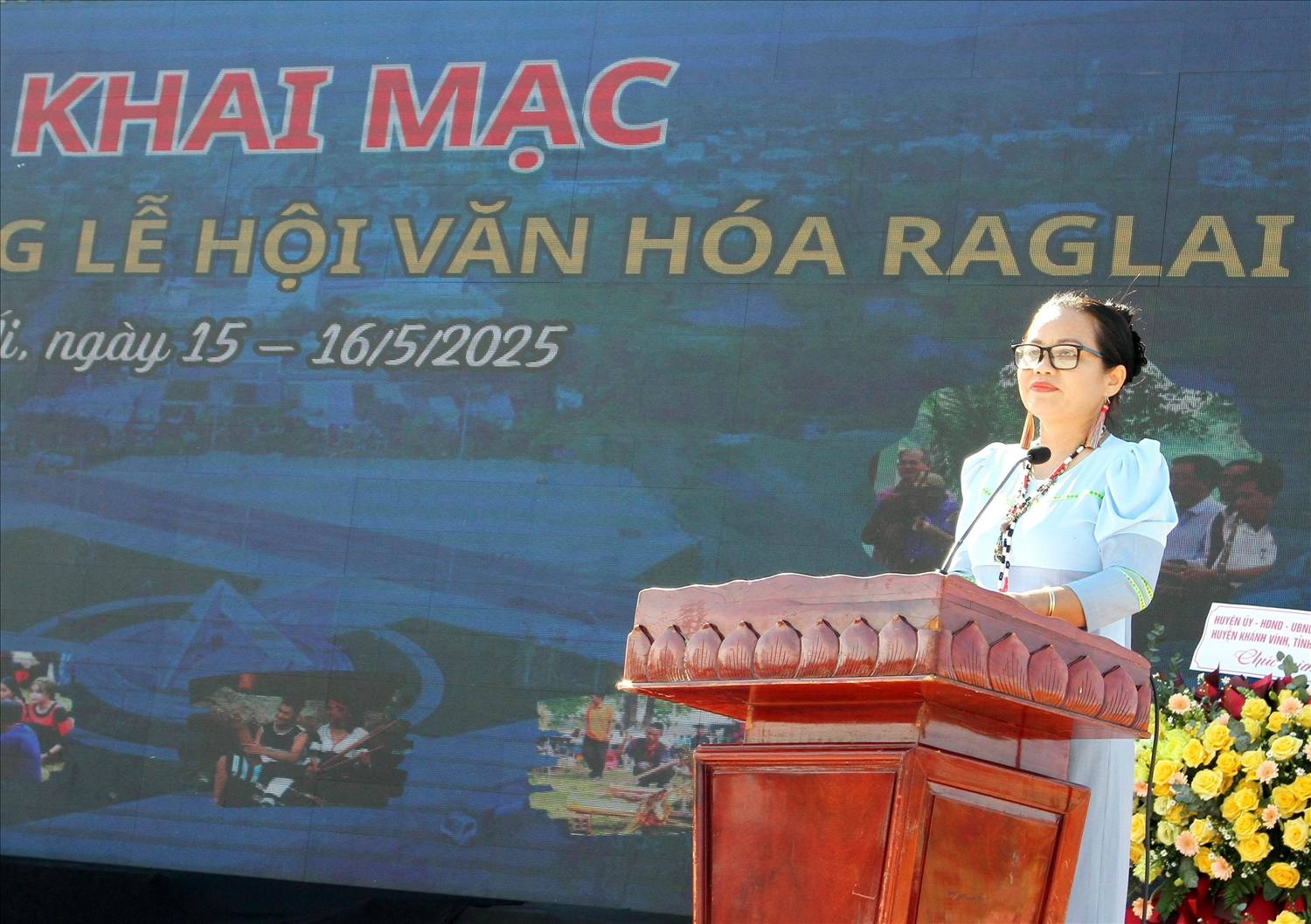 Bà Cấn Thị Hà, Phó Chủ tịch UBND huyện Bác Ái, Trưởng Ban tổ chức Lễ hội Văn hóa Raglay năm 2025.