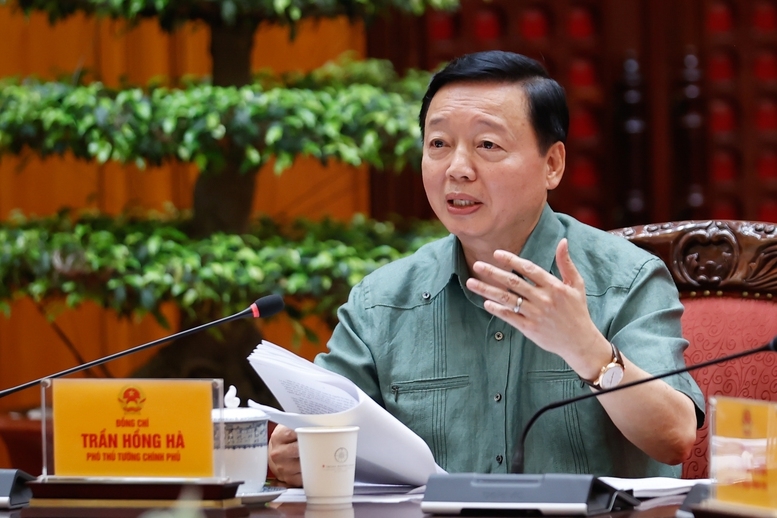 Phó Thủ tướng Trần Hồng Hà phát biểu tại phiên họp - Ảnh: VGP/Nhật Bắc