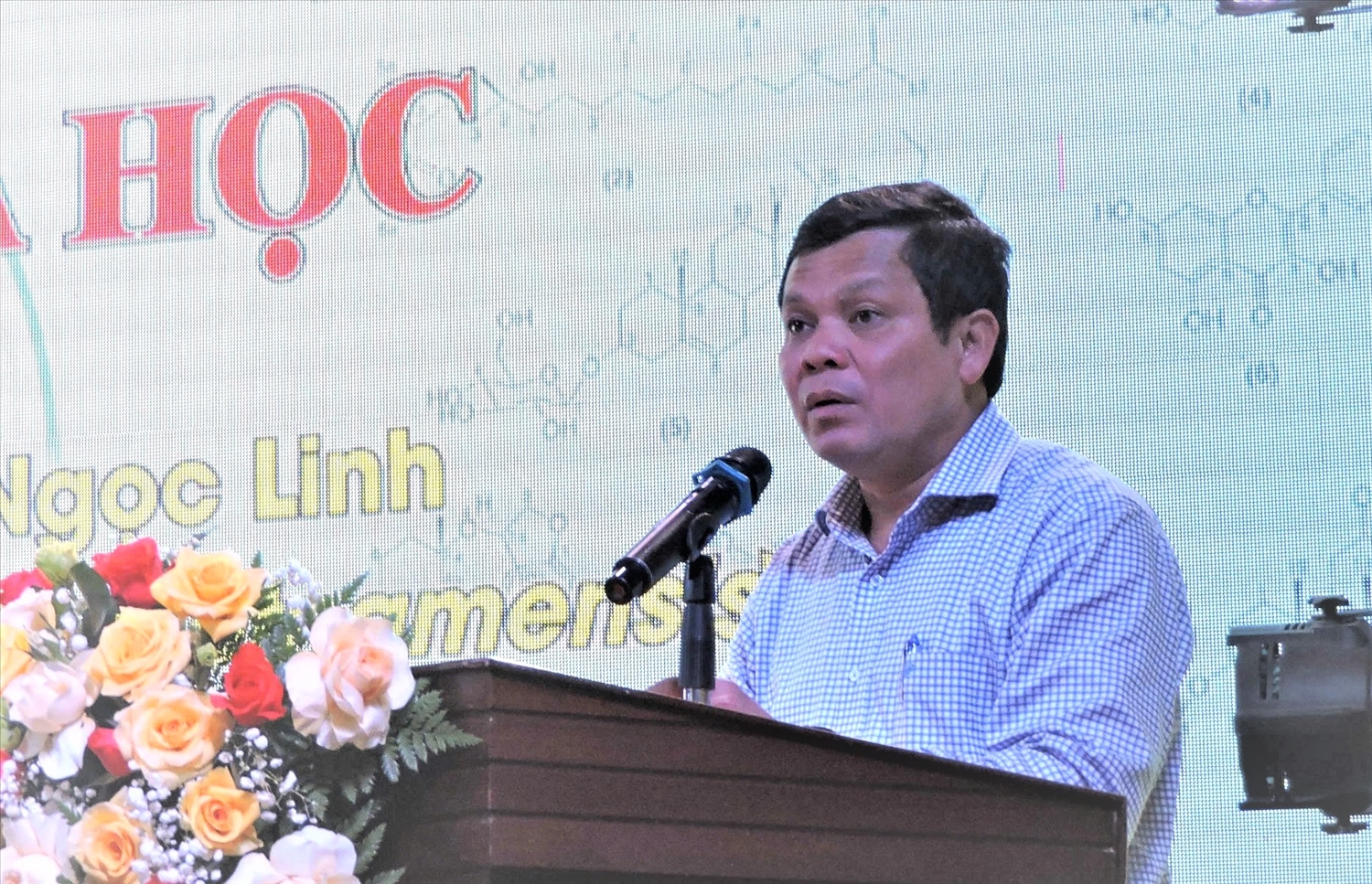 Phó Bí thư Thường trực Tỉnh ủy Kon Tum Nguyễn Đức Tuy phát biểu tại Hội thảo