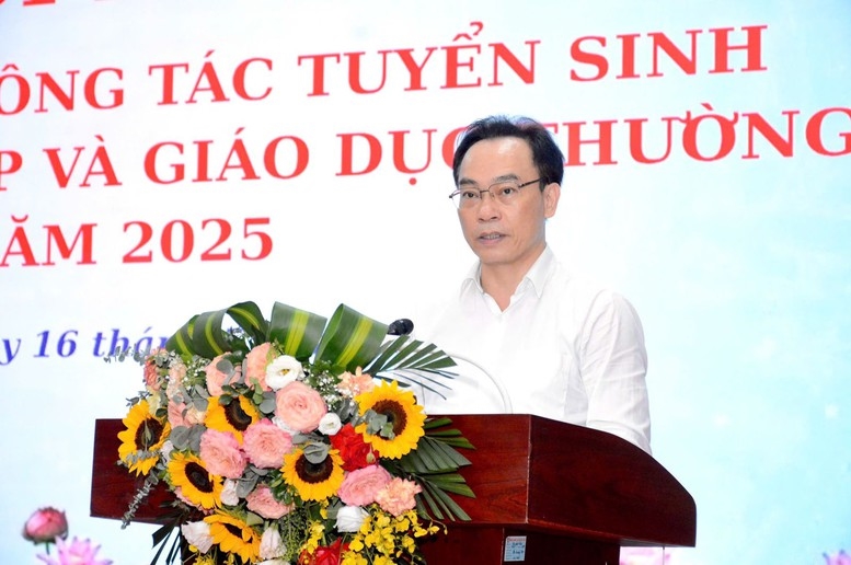 Theo Thứ trưởng Bộ Giáo dục và Đào tạo Hoàng Minh Sơn, thời gian gần đây nhiều cơ sở GDTX đã tích cực chủ động tổ chức hoạt động tư vấn hướng nghiệp, định hướng nghề nghiệp cho học sinh lớp 9, đặc biệt tại vùng sâu, vùng xa