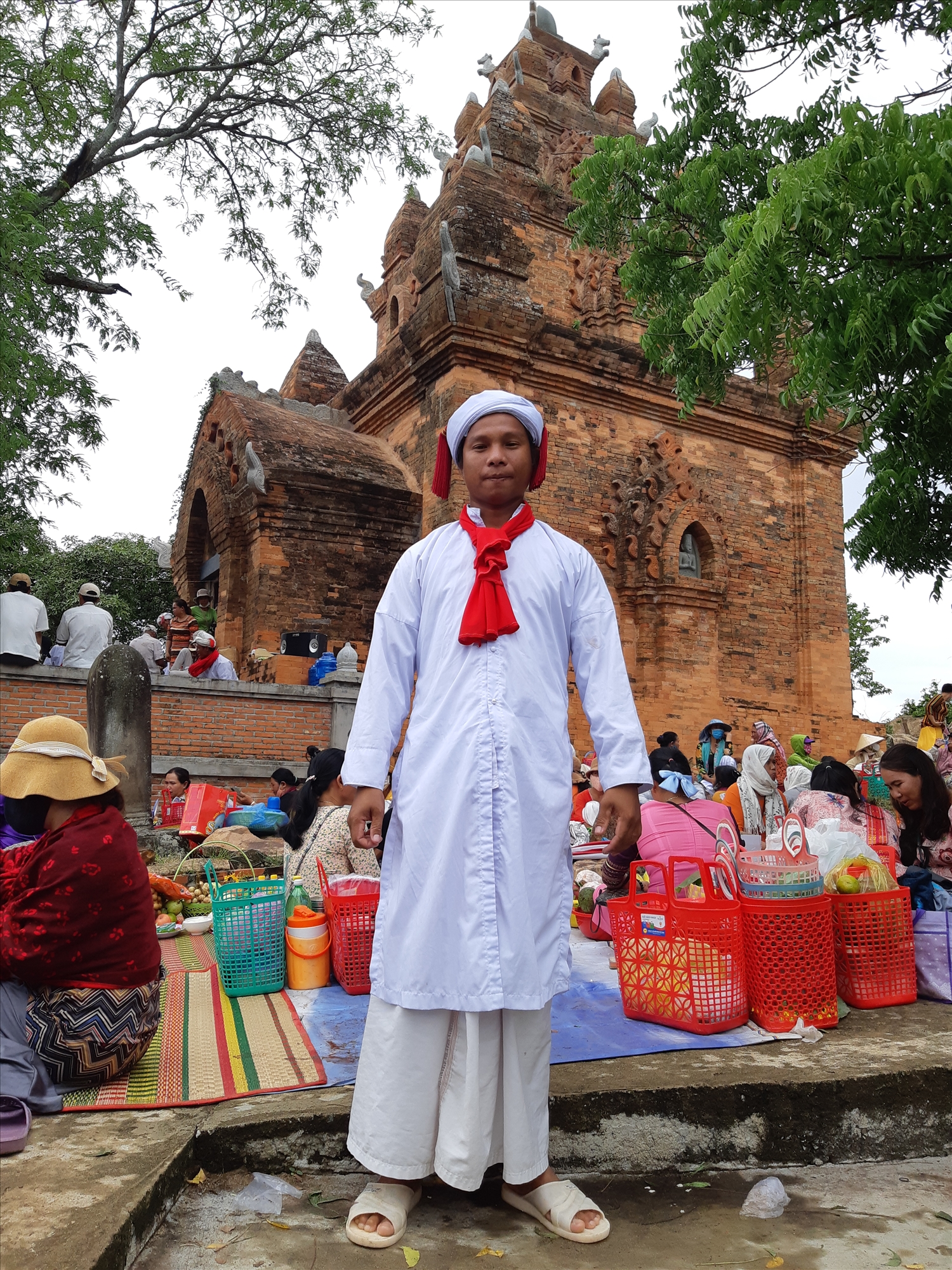 Đền tháp Po Ramê xây dựng thế kỷ XVII ở thôn Hậu Sanh, xã Phước Hữu, huyện Ninh Phước, tỉnh Ninh Thuận