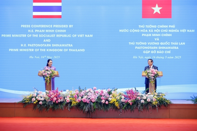 Hai Thủ tướng cho biết hai bên cũng thống nhất về việc tăng cường phối hợp, trao đổi về các vấn đề khu vực và quốc tế cùng quan tâm - Ảnh: VGP/Nhật Bắc
