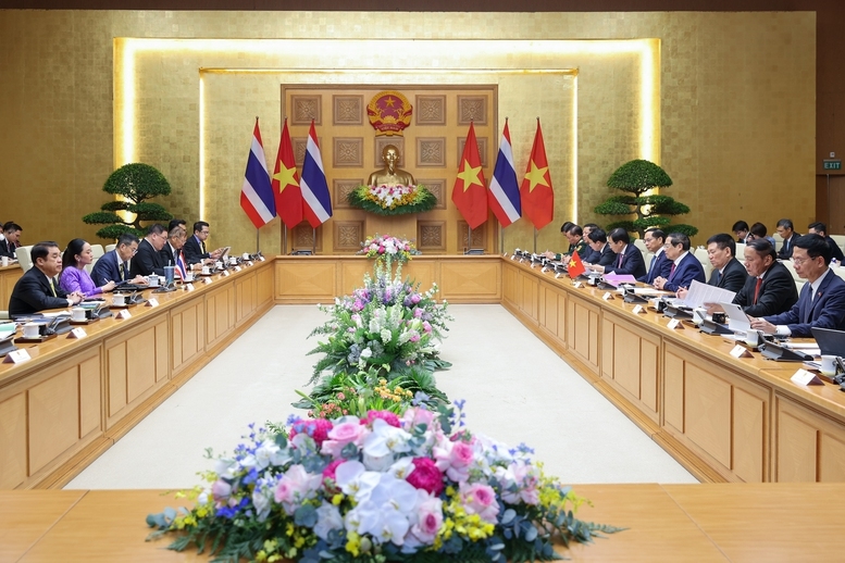Hai bên thống nhất sẽ triển khai nhiều hoạt động thiết thực kỷ niệm 50 năm thiết lập quan hệ ngoại giao Việt Nam – Thái Lan vào năm 2026 - Ảnh: VGP/Nhật Bắc