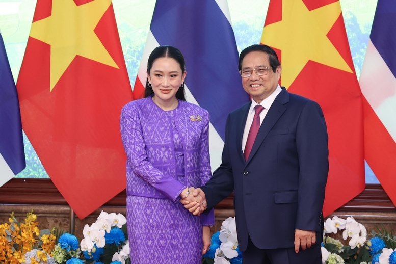 Thủ tướng Phạm Minh Chính và Thủ tướng Paetongtarn Shinawatra - Ảnh: VGP/Nhật Bắc