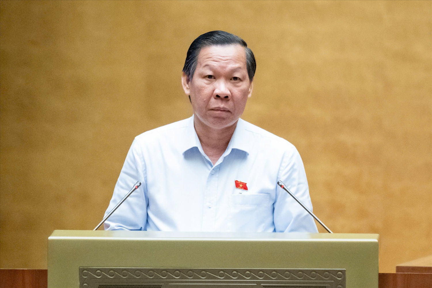 Chủ nhiệm Uỷ ban Kinh tế và Tài chính Phan Văn Mãi 