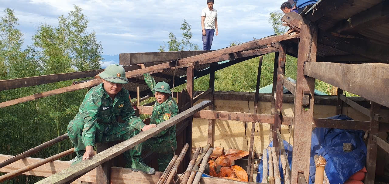 Lực lượng bộ đội Biên phòng Lai Châu Chung tay xóa nhà tạm, nhà dột nát vùng biên giới
