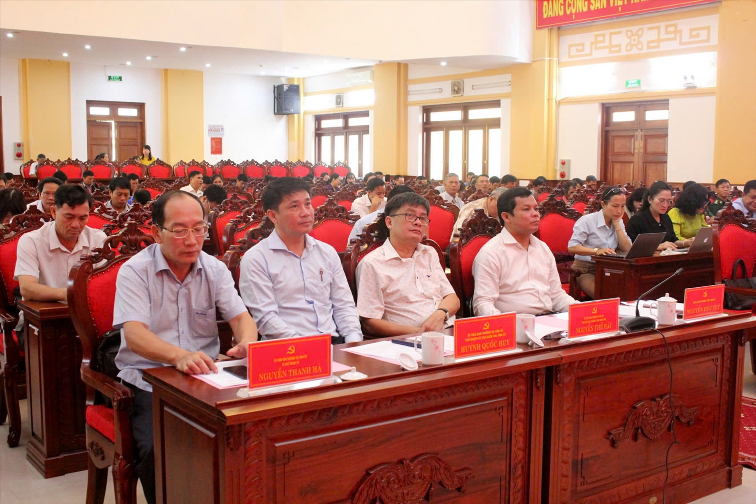 Các đại biểu tham dự Hội nghị