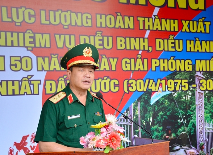 Trung tướng Trương Thiên Tô phát biểu tại lễ đón