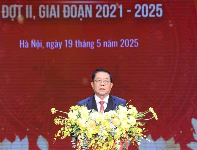 Đồng chí Nguyễn Trọng Nghĩa, Uỷ viên Bộ Chính trị, Bí thư Trung ương Đảng, Trưởng Ban Tuyên giáo và Dân vận Trung ương phát biểu. Ảnh: TTXVN