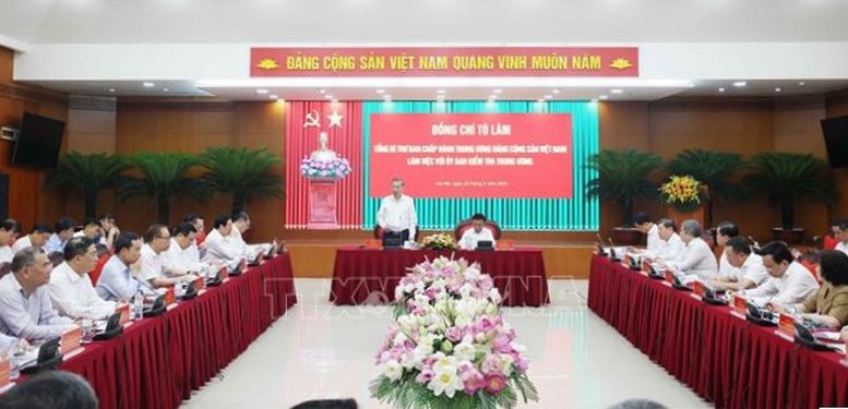 Tổng Bí thư Tô Lâm chủ trì làm việc với Ủy ban Kiểm tra Trung ương - Ảnh: TTXVN