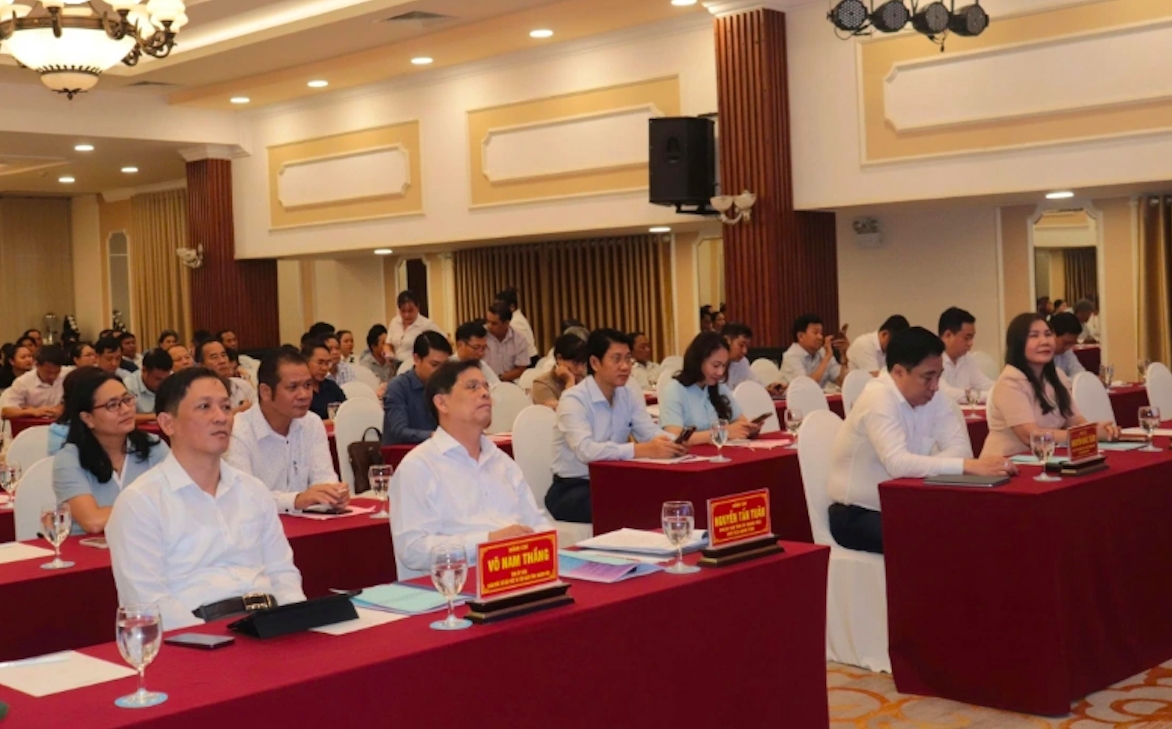 các đại biểu tham dự Hội nghị