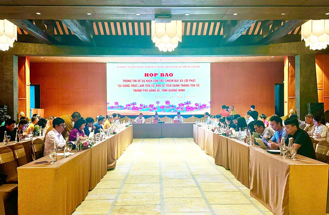 Toàn cảnh buổi họp báo