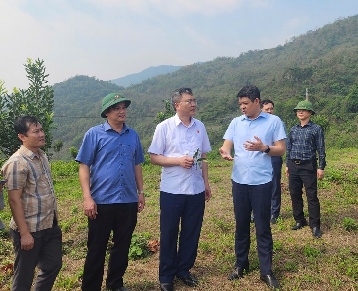 Đoàn công tác của Hội đồng Dân tộc của Quốc hội kiểm tra việc thực hiện Chương trình phát triển kinh tế -xã hội vùng đồng bào DTTS và miền núi tại Điện Biên