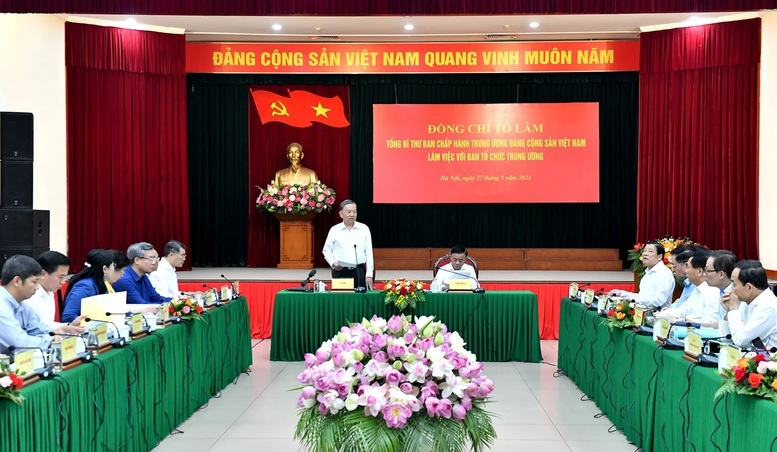 Toàn cảnh buổi làm việc
