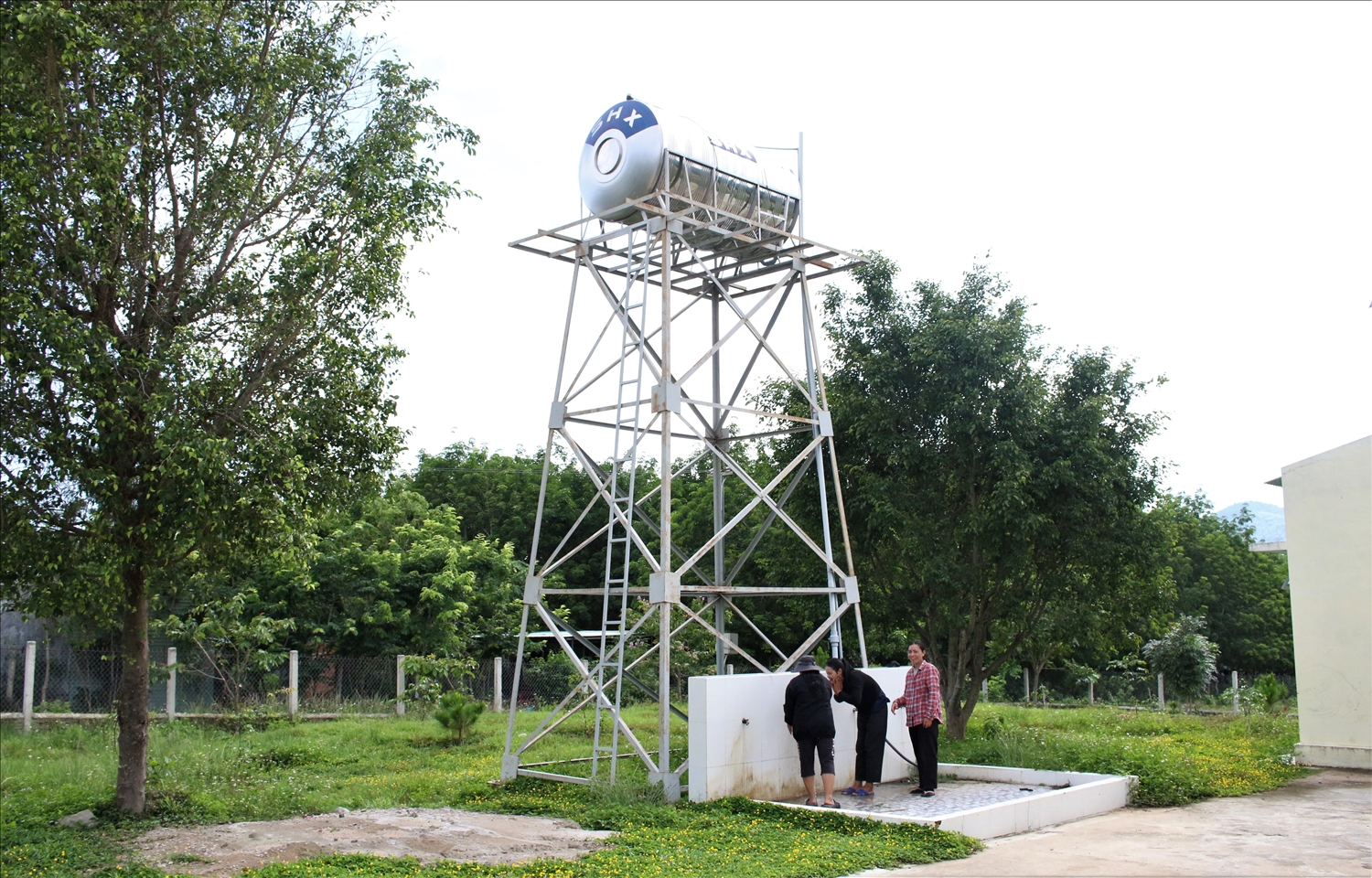 Từ nguồn vốn Chương trình MTQG 1719, từ năm 2022 đến nay, thành phố Kon Tum đã đầu tư 4 công trình nước sinh hoạt tập trung tại các thôn, làng đặc biệt khó khăn