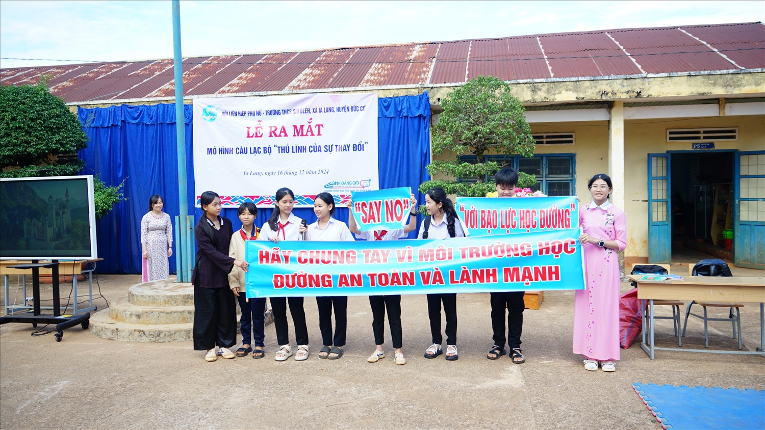 CLB “Thủ lĩnh của sự thay đổi” góp phần làm thay đổi nhận thức của thế hệ trẻ ngay từ trên ghế nhà trường