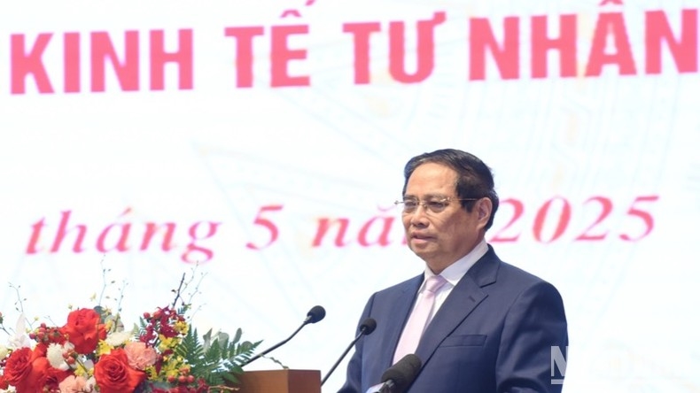 Thủ tướng Phạm Minh Chính phát biểu ý kiến tại tọa đàm. (Ảnh: TRẦN HẢI)