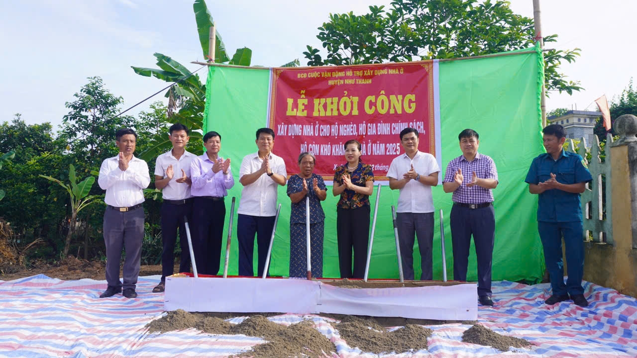 Lễ khởi công xây dựng nhà ở cho hộ nghèo, hộ gia đình chính sách, hộ còn khó khăn về nhà ở tại huyện Như Thanh