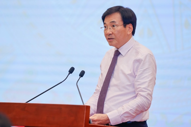Bộ trưởng, Chủ nhiệm Văn phòng Chính phủ Trần Văn Sơn - Người phát ngôn của Chính phủ chủ trì họp báo