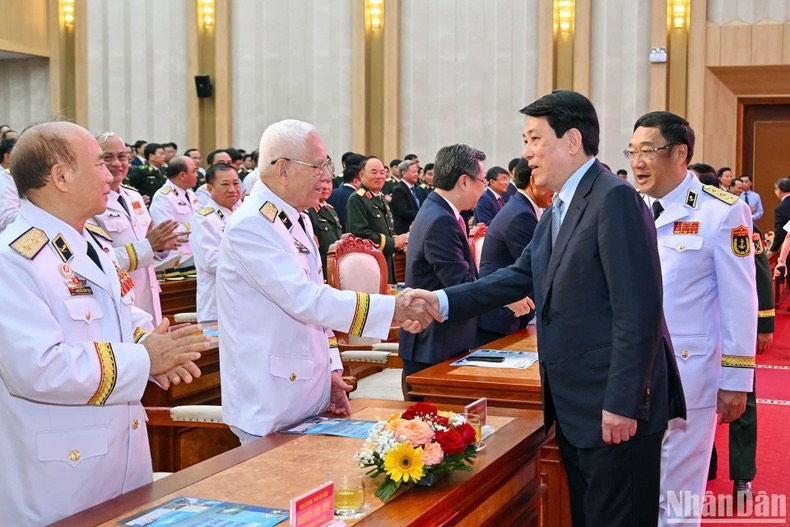 Chủ tịch nước và các đại biểu tại Lễ kỷ niệm.