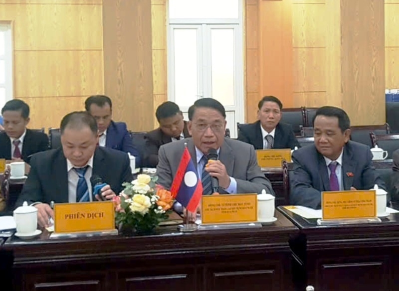 Đoàn đại biểu Ủy ban Mặt trận Lào xây dựng đất nước tỉnh Hủa Phăn tại hội nghị