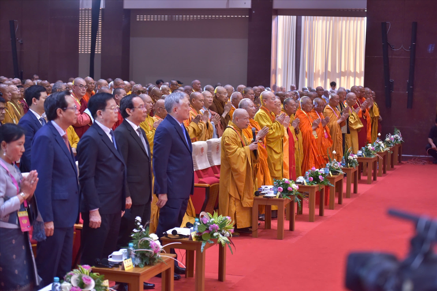 Các đại biểu niệm Phật cầu hòa bình thế giới tại Lễ bế mạc Đại lễ Vesak Liên Hợp Quốc 2025