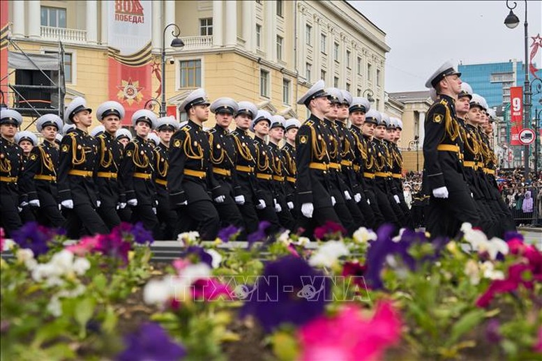 Quân nhân tham gia lễ duyệt binh kỷ niệm 80 năm Ngày Chiến thắng phát xít tại thành phố Vladivostok, vùng Viễn Đông Nga ngày 9/5/2025 - Ảnh: THX/TTXVN
