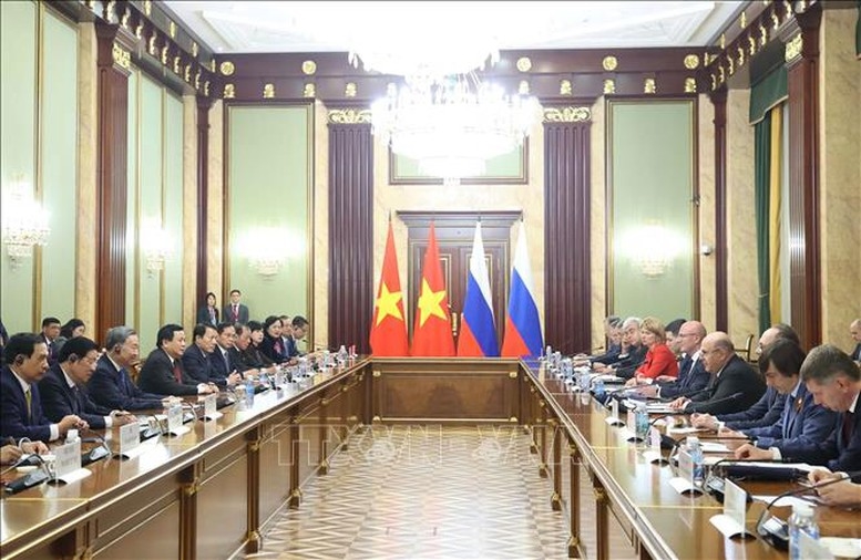 Hai nhà lãnh đạo đã trao đổi ý kiến sâu rộng về các biện pháp nhằm củng cố tin cậy chính trị và mở rộng hợp tác song phương nhất là trong các lĩnh vực có thế mạnh và tiềm năng - Ảnh: TTXVN
